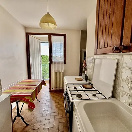 Traversant, Terrasse, Parking Prive - Fr-1-816-39 * Le Lavandou