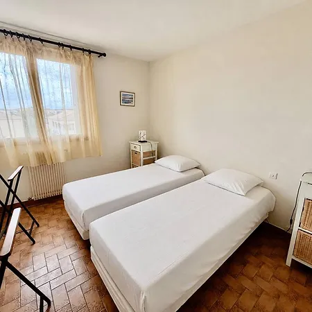 Traversant, Terrasse, Parking Prive - Fr-1-816-39 Le Lavandou